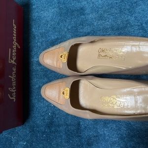 Ferragamo women 7 1/2B